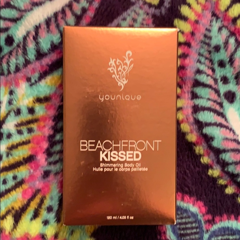 Younique shimmering body oil